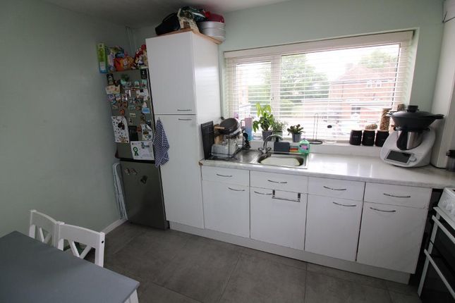 9, St Margarets Court, Bletchley photo 4