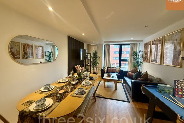Stunning Furnished Apartment With Parking