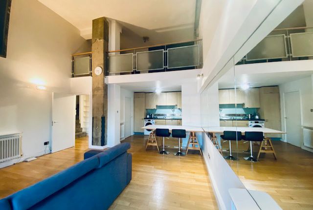 Flat 41 Canada Wharf, 255, Rotherhithe Street, London photo 3