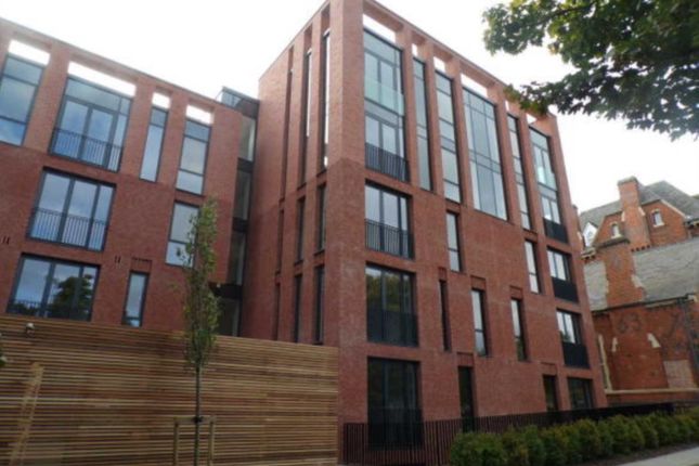 Flat to rent in King Edward Square, Sutton Coldfield