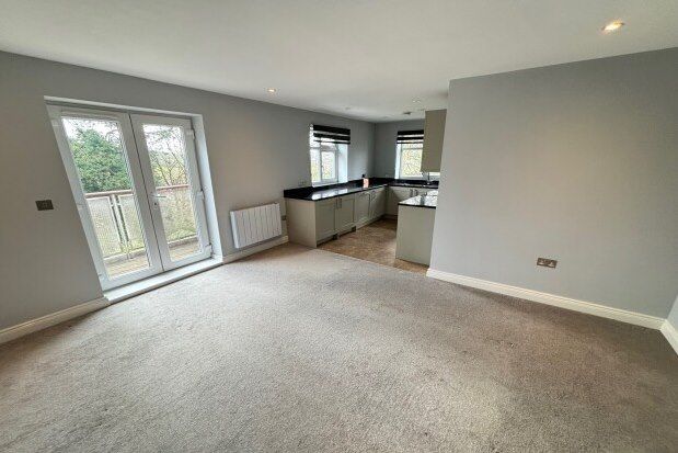 Flat to rent in The Pines, Stockport