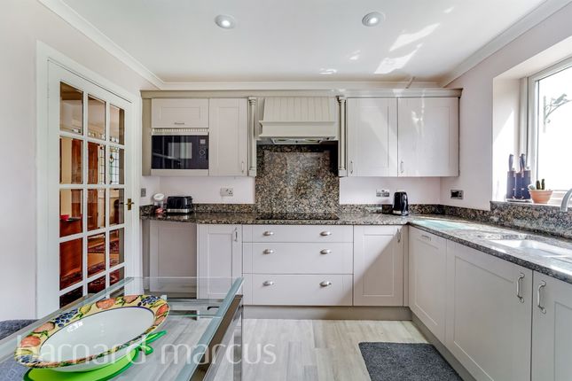 84, Arundel Avenue, Epsom photo 4