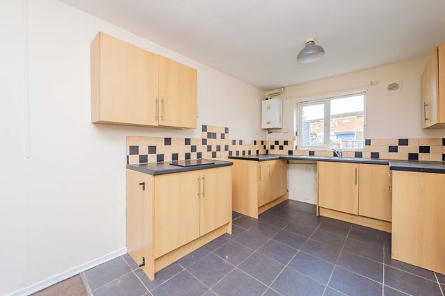 74 Birchmore, Telford photo 2