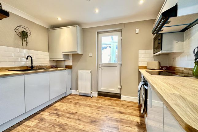 Flat to rent in Sutherland Street, York