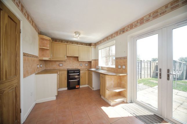 10, Potterton Close, Bridgwater photo 3