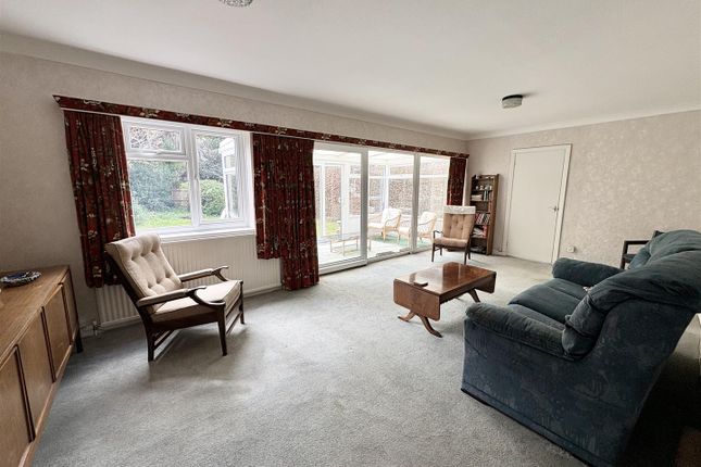 6, Torfield Road, Eastbourne photo 3
