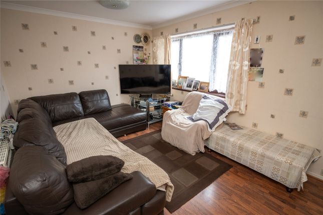 21, Erasmus Road, Birmingham photo 4
