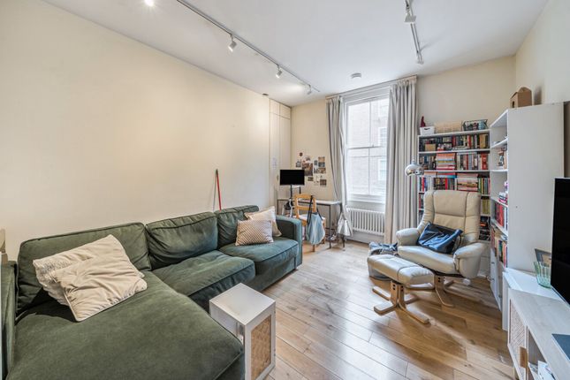 Flat 47, Oval Mansions Kennington Oval, London photo 2