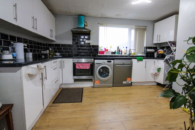 11a, Baines Road, Gainsborough photo 3