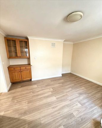 Cobham Terrace Greenhithe, greenhithe photo 4