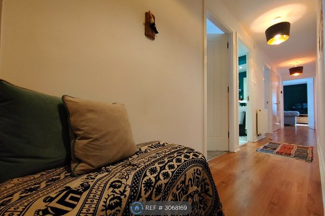 Flat, Cambuslang Road, Glasgow photo 2