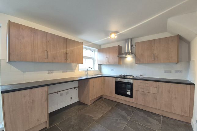 137, Uplands Road, Oadby photo 4