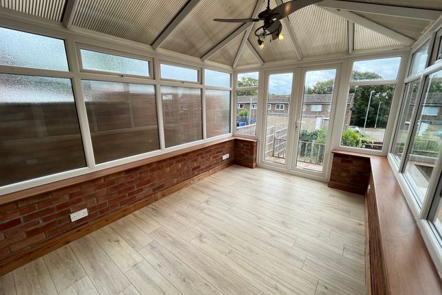 33, Lakeland Drive, LOWESTOFT photo 5