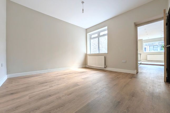 22, Bailey Street, PENTRE photo 4