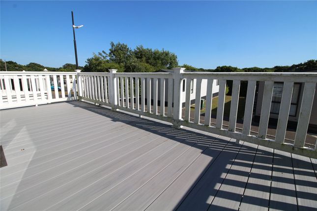 43, Seabreeze, Near Milford On Sea photo 2