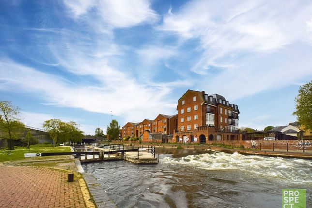 Thumbnail Flat for sale in Fobney Street, Reading, Berkshire