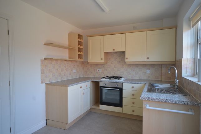 9C, Holyoake Road, Grimsby photo 3