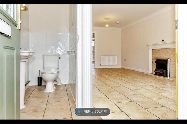 Brookfield Way, Lower Cambourne, Cambridge photo 5