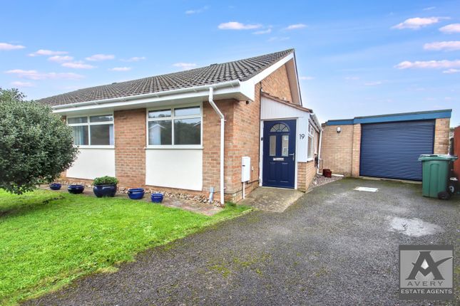 2 Bed Semi-Detached Bungalow To Rent