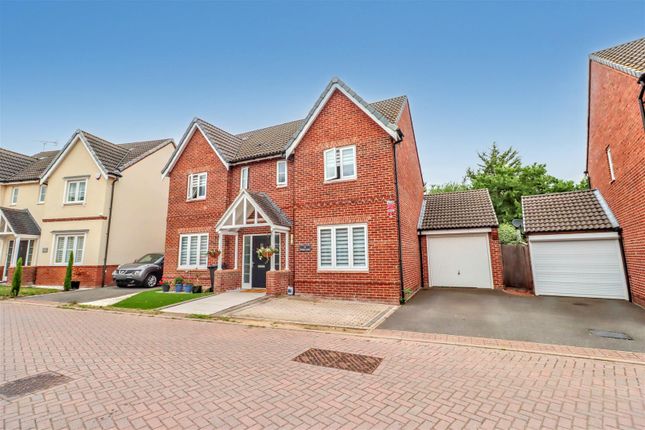 16 Maple Lane Front.Jpg