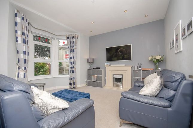 35, North Street, Downend photo 3