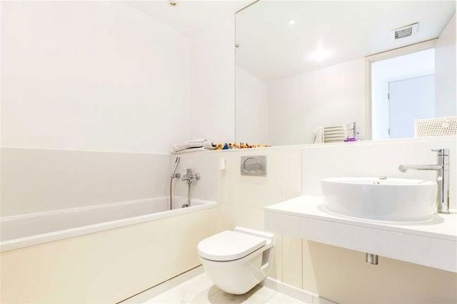 Flat 21, Aura House, 39, Melliss Avenue, Kew photo 4