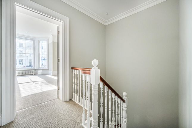 Flat for sale in 2 Howard Square, Eastbourne