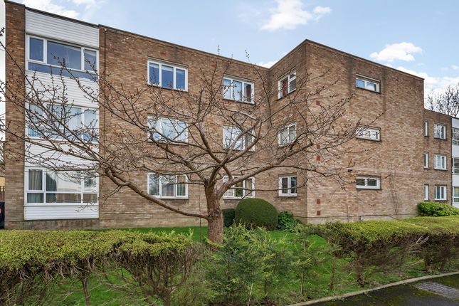 Flat for sale in Castlebar Mews, Ealing