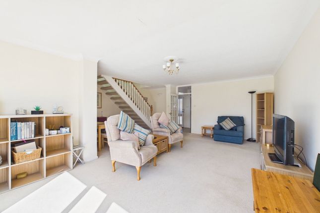 17, The Rowans, Worthing photo 4