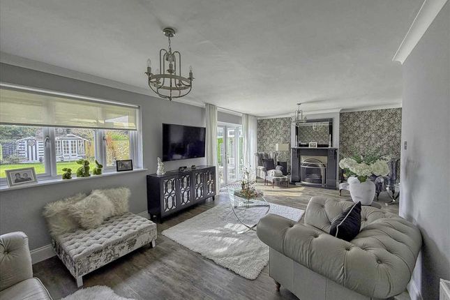4, Percival Road, Kirby Le Soken photo 4