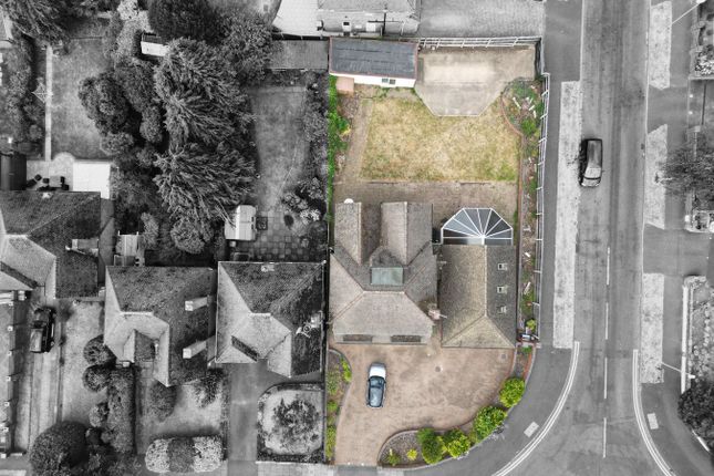 18, Pear Tree Drive, Birmingham photo 2