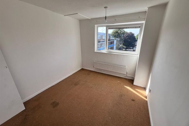 Bedroom 2.Jpg
