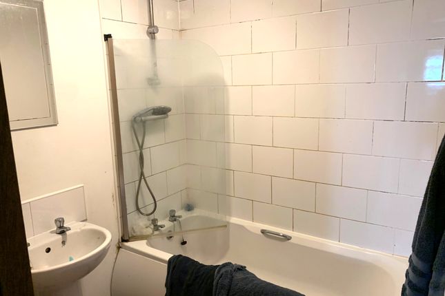12, Etruria Court, Etruria, Stoke-on-Trent photo 5