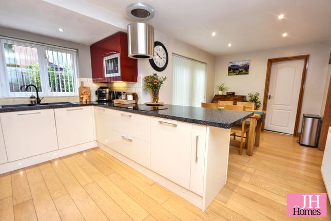 2, Pryors Walk, Askam-in-Furness photo 4