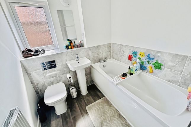 9, Hustler Grove, Goole photo 4