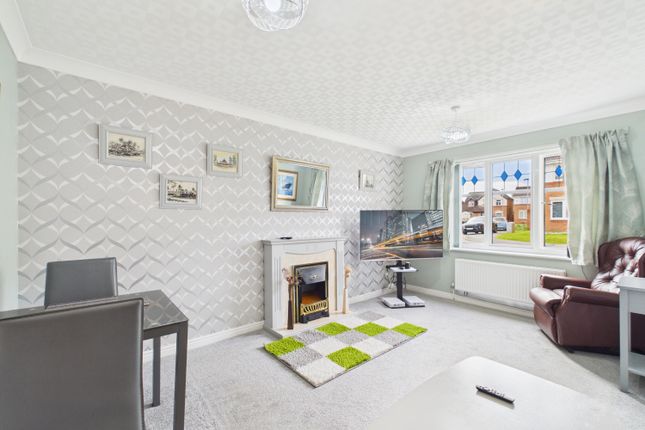 4, Calder Avenue, York photo 3