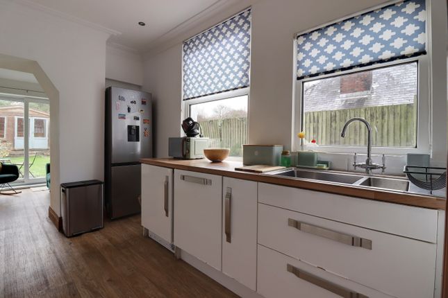 29, Waun Bant Road, Bridgend photo 4