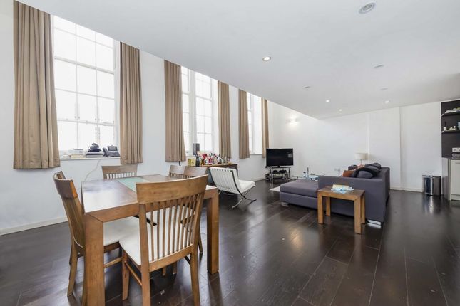 Property for sale in Drummond Way, London