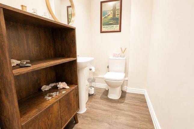14, Nancy Blackett Avenue, Walton-on-the-Naze photo 4