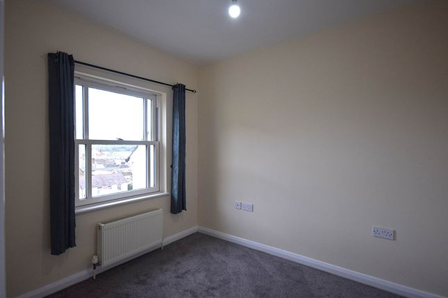 Flat 18, Newynn Court, Bideford photo 5