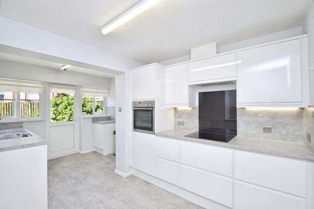 11, Chapel Road, Swansea photo 2