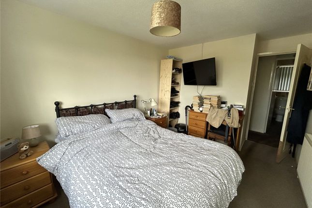 71, Bishops Avenue, Worcestershire photo 3