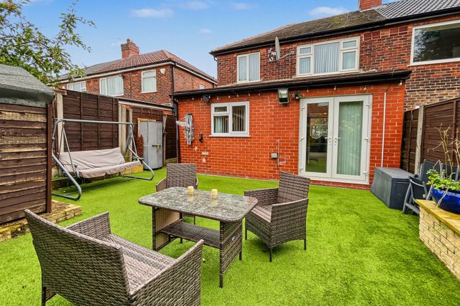 10 Berwick Avenue, Manchester photo 4