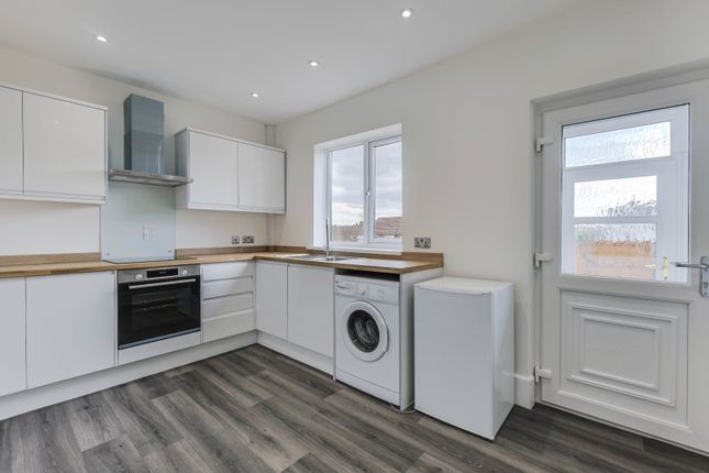 9, Breary Terrace, Leeds photo 3