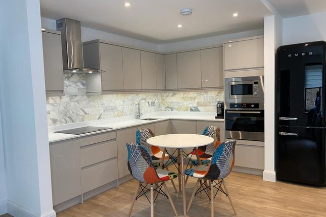 Maisonette for sale in Valley Gardens, Colliers Wood, London
