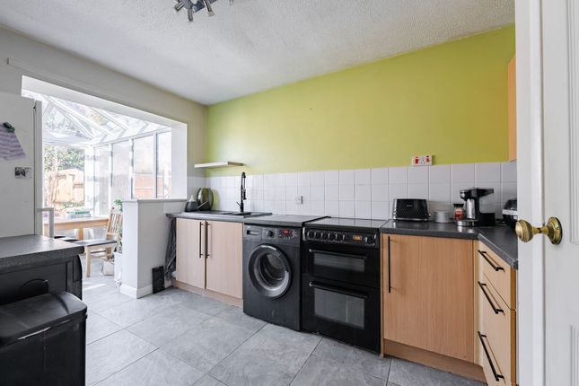3 Dodson Drive, Dereham photo 3