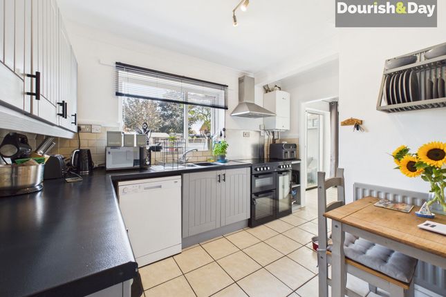 12 Hatherton Road, Stafford photo 2