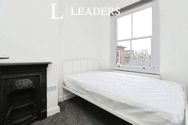 Room 5 4 Brassey Street, 4 Brassey Street, 4 Brassey Street photo 3