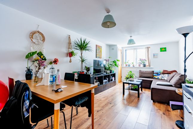 Flat for sale in Chapel Mews, 683 Fishponds Road, Fishponds