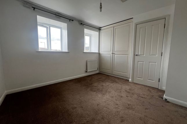 94 Phoenix Way, Stowmarket photo 5